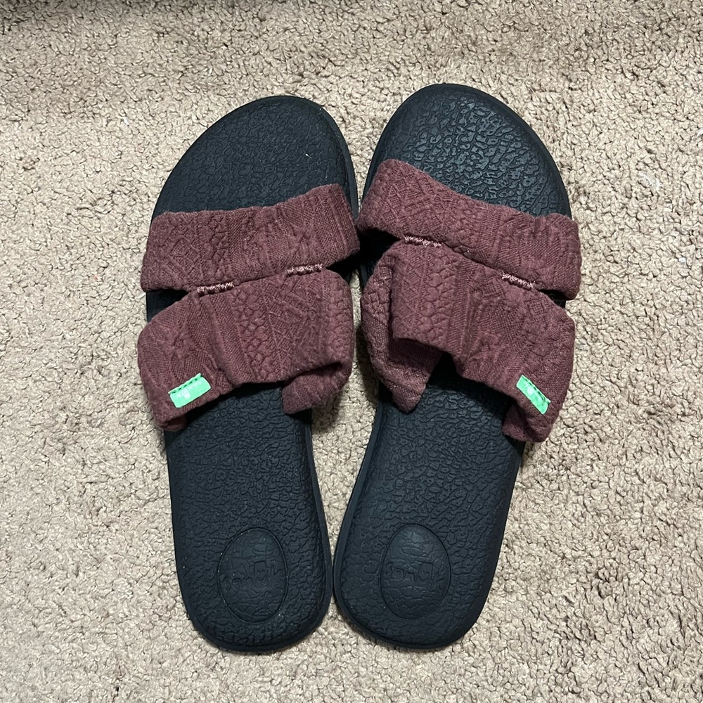 Sanuk sandals